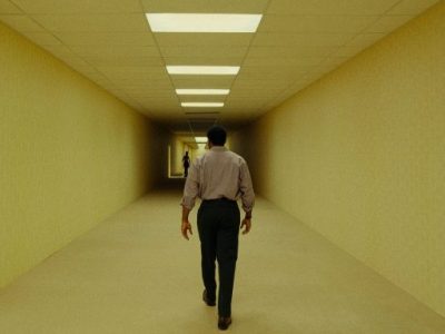 Backrooms Review | A24 Delivers the Best Creepypasta Movie Yet